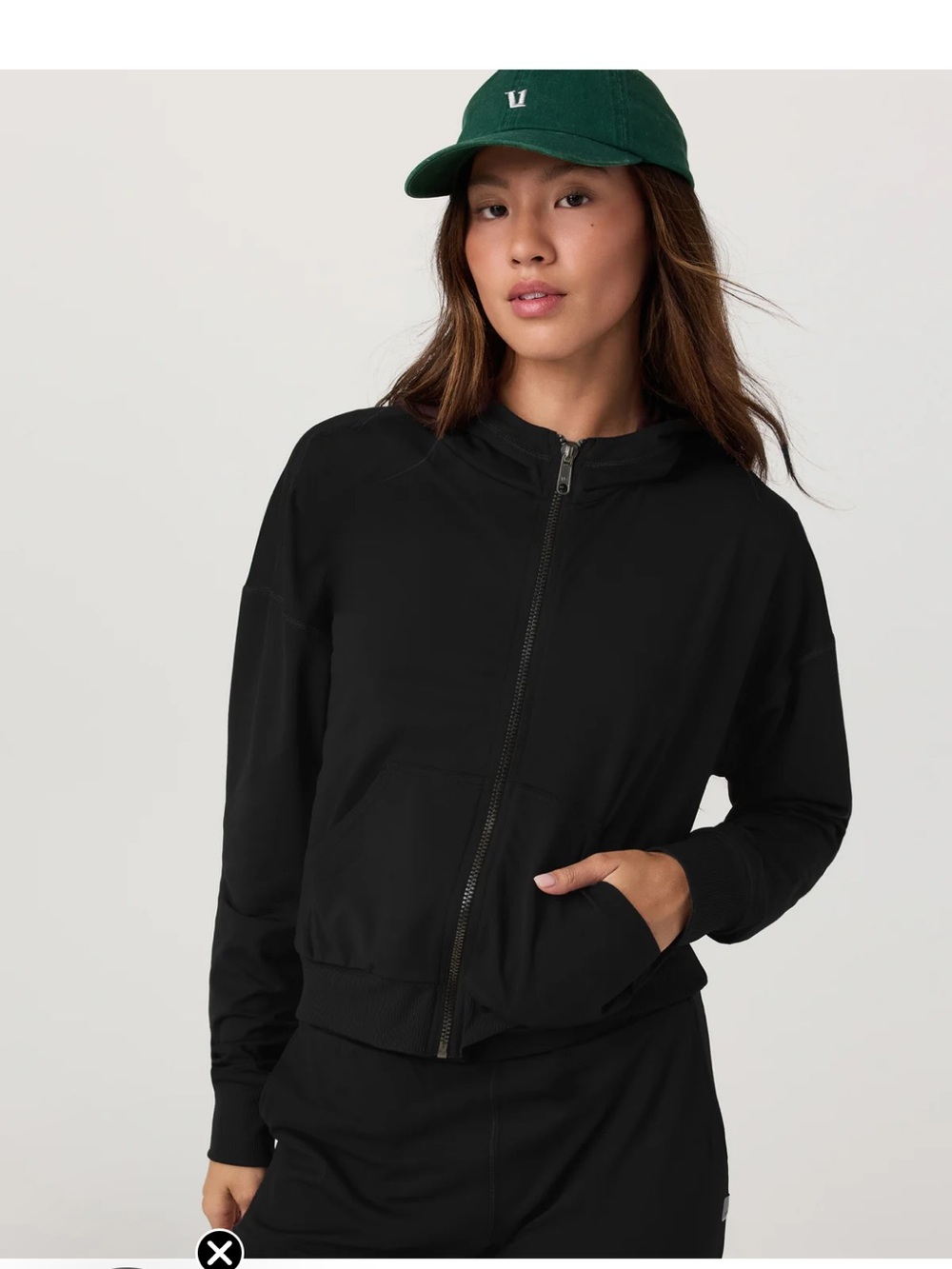 Vuori Black Halo Modern Full Zip Hoodie size Small